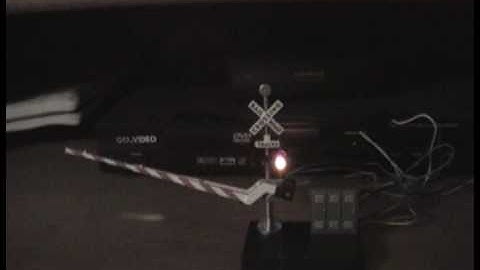 Z-Stuff Crossing Gate Demo