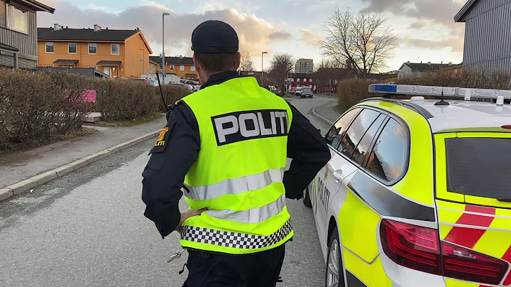 Stoppet av politiet. Mamma og pappa er i karantene
