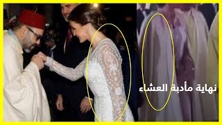 ملك المغرب يفاجئ ملكة إسبانيا عندما شعرت بالبرد -فيديو