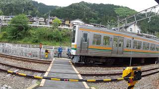 平岡駅　213系5000番台　飯田方向発車