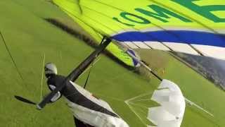 Hang Glider Crash Funny: Over the hedge  Ab durch die Hecke