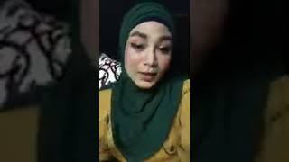 Instagram Uyaina Arshad