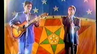 Leandro & Leonardo Especial - É Por Você Que Canto