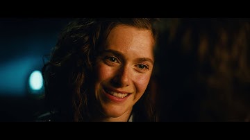 映画『100日間のシンプルライフ』人生初の“パンイチ”デートに挑戦！？本編映像【12月4日(金)公開】