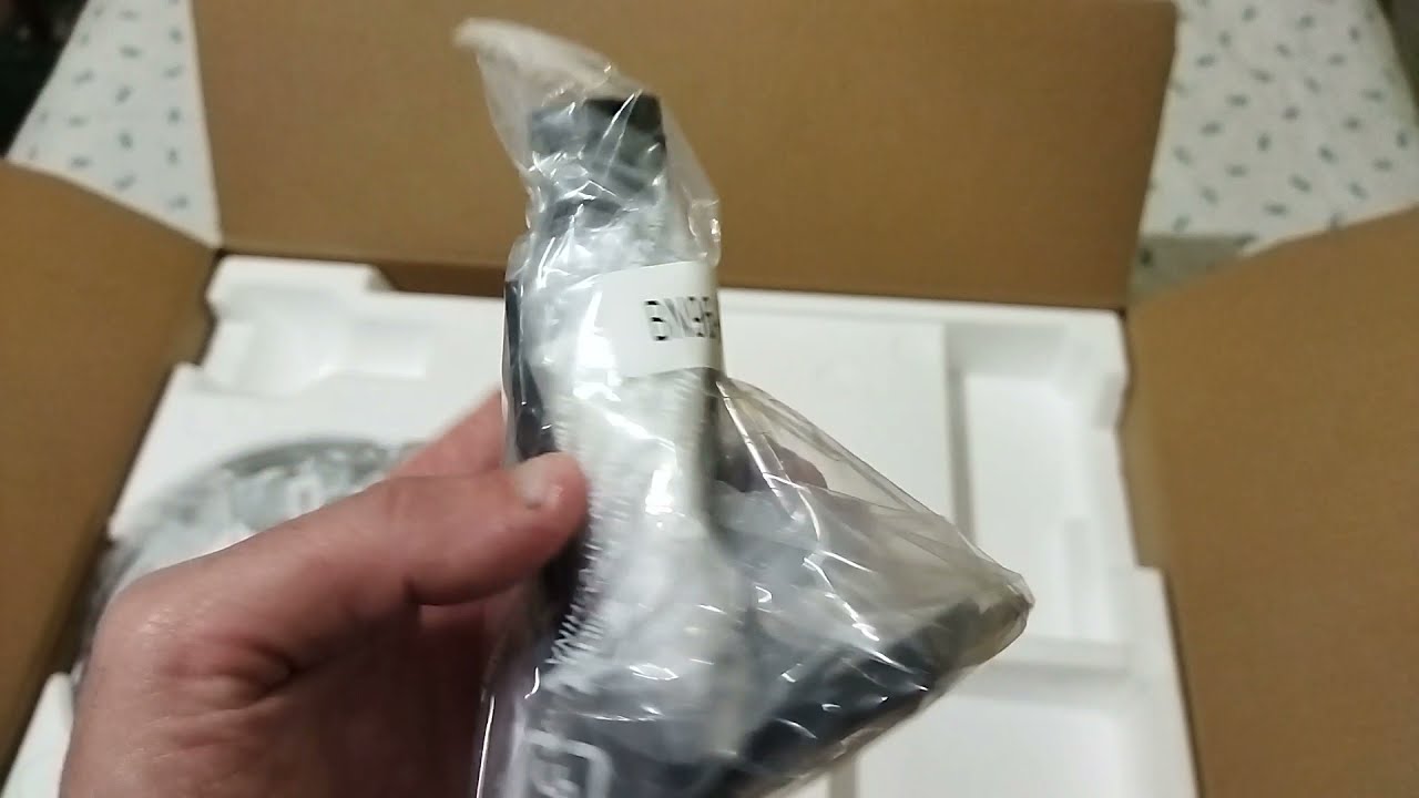 Обзор изогнутого Монитора 27" SAMSUNG Curved C27F390F