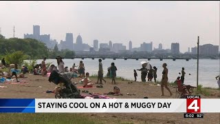 Staying cool on a hot day at Belle Isle