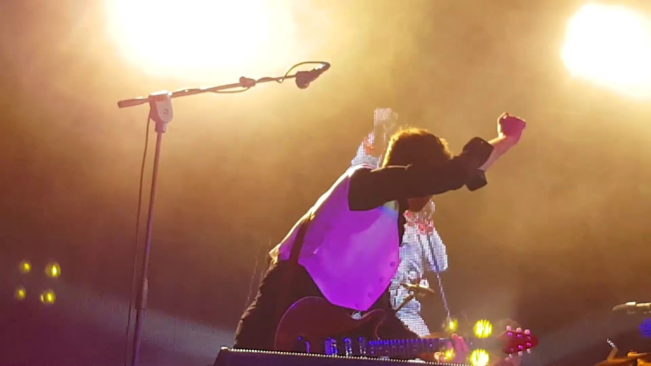 BRIGHTON ROCK Queen Tribute Band @ Alive Aid 2017