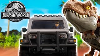 Murphy Comes Face to Face with the Fierce Changer T. rex  | Mattel Action!