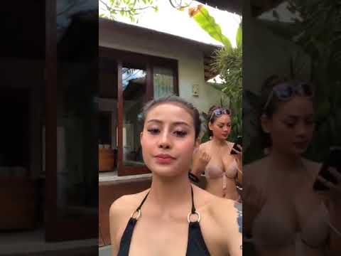 Hot Full Live Instagram Awkarin di Bali 28 Juni 2018