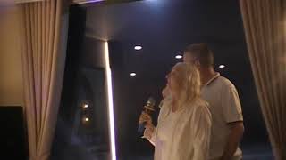 MOV037