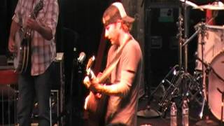 Dierks Bentley - Up On The Ridge