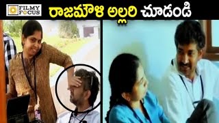 SS Rajamouli Fun with his Wife Rama Rajamouli in Movie Sets : Rare \& Unseen Video - Filmyfocus.com