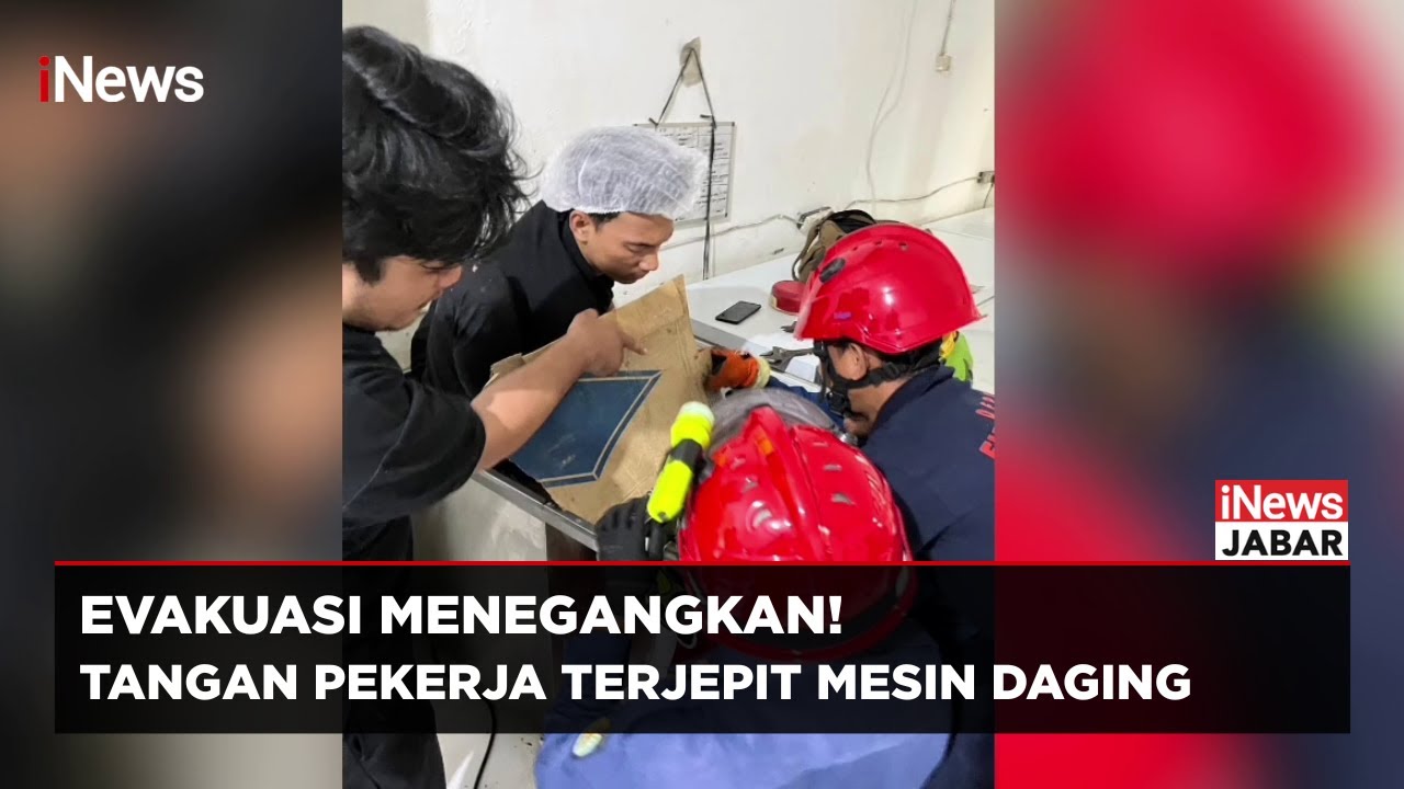 Evakuasi Menegangkan! Damkar Depok Selamatkan Pekerja dari Mesin Penggiling Daging | iNews Jabar