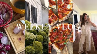 VLOG- Baking, home decorating, & summer days on the farm