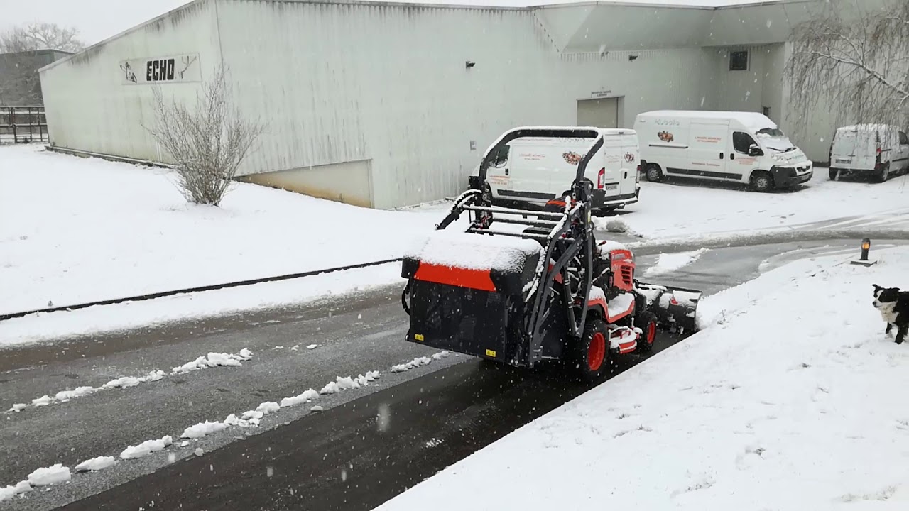 Déneigement du parking Limagri Moreau à Landouge YouTube