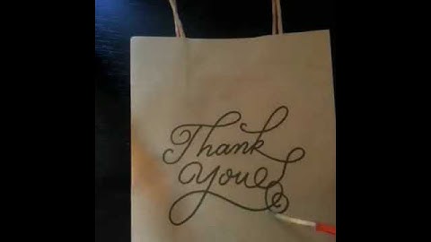 Hand Lettering & Modern Calligraphy | Heat Embossing in Gold Glitter Powder - Thank You Gift Bags