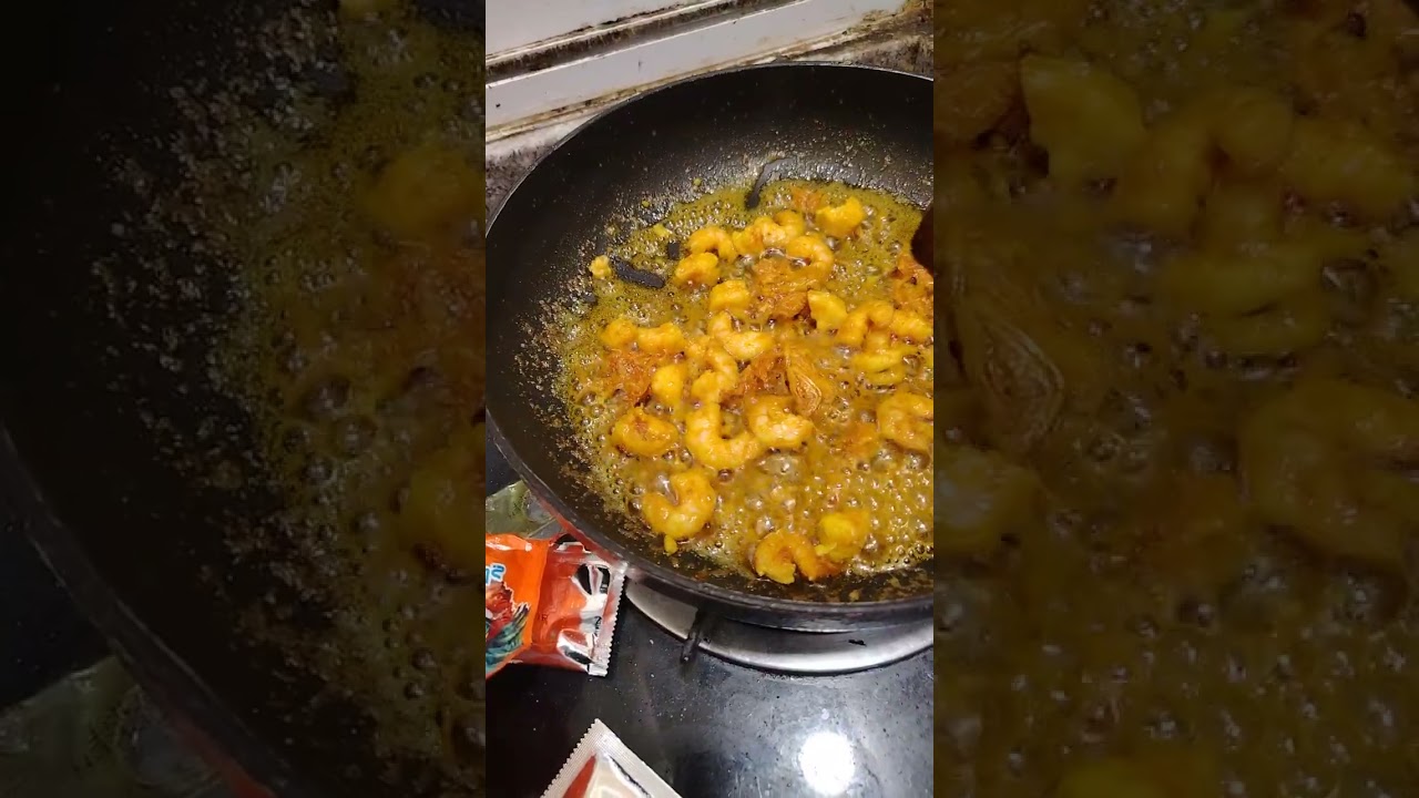 Noodles cook today 🔥😋🍅🌶️🍜