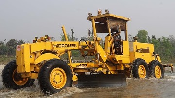 Best Video ! Hidromek MG 430 Grader Video - Washing Grader - Grader Operator Showing Stunt