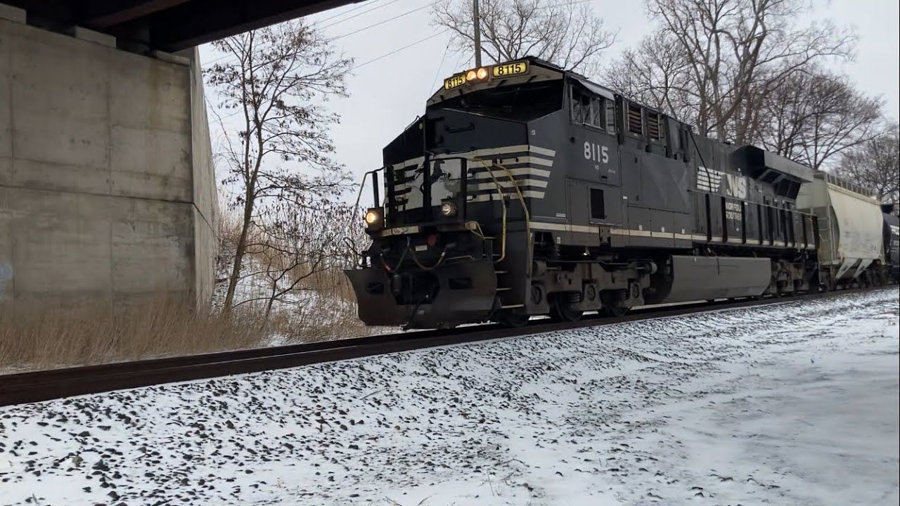 Having fun chasing a Norfolk Southern!