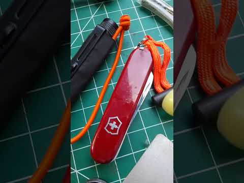 What’s Inside My Kelsmuk Survival Kit?