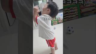 18개월 아기 컵으로 물마시기 연습 #18개월아기 #아기 #baby #shorts #물마시기 #물마시기연습