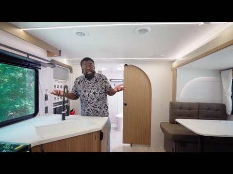 Quick Look!  New 2026 Forest River RV Wildwood X-Lite 25ICE at Southern RV - video from Southern RV