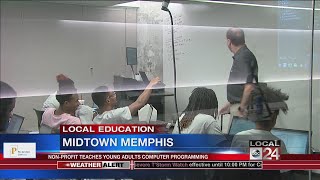Non-Profit Teaches Young Adults Computer Programming