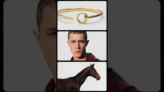 A storied symbol #GucciHorsebit #GucciJewelry