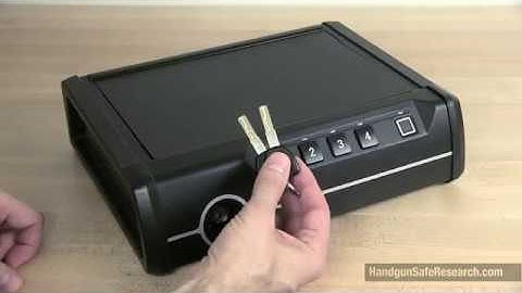 AmazonBasics, Deluxe Quick-Access Firearm Safety Device With Biometric Fingerprint Lock