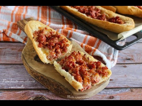 Pane farcito con salsiccia e mozzarella