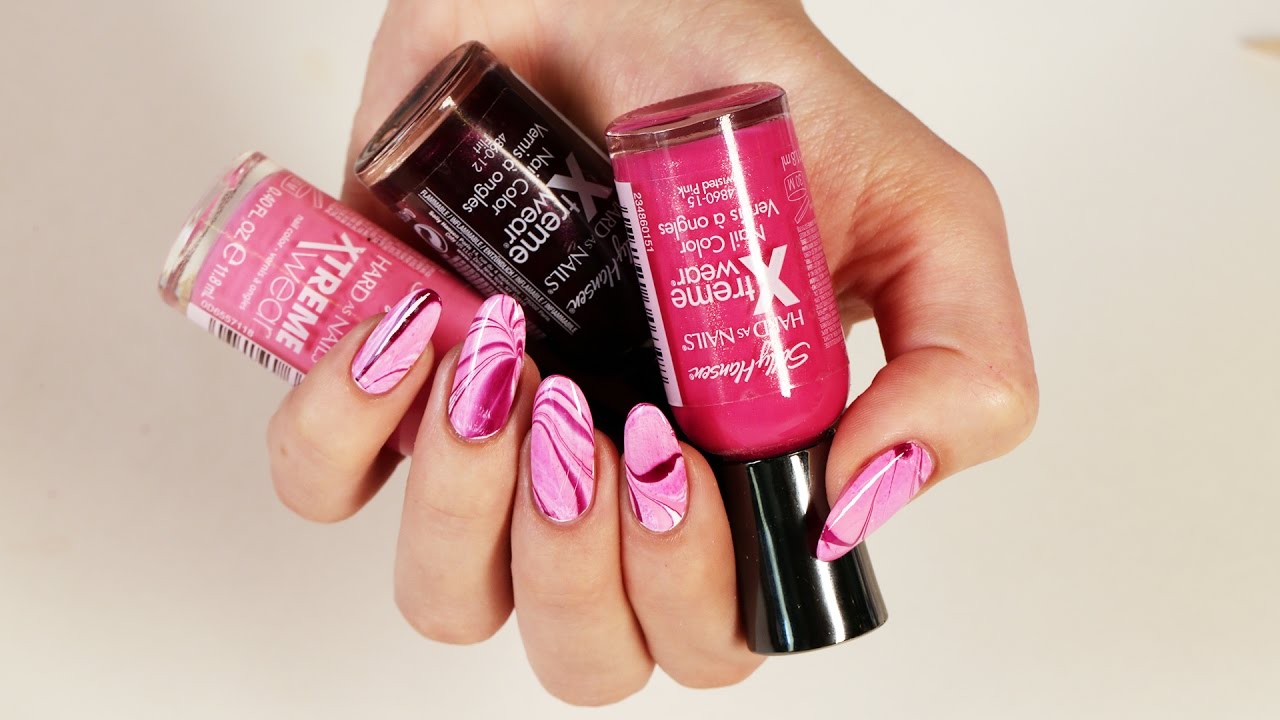 مناكير مائي بلوني الزهري والبنفسجي