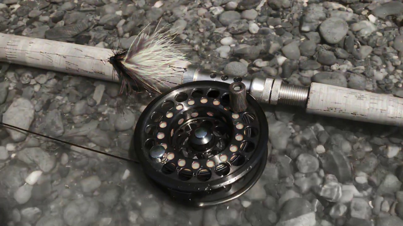 Fly tying - ALOSA intruder