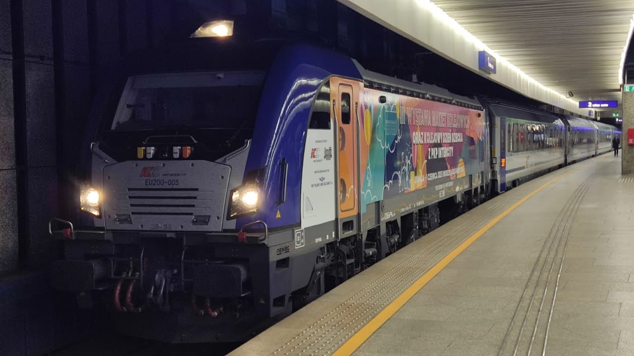 Końcówka kwietnia 2025 na stacji Warszawa Centralna