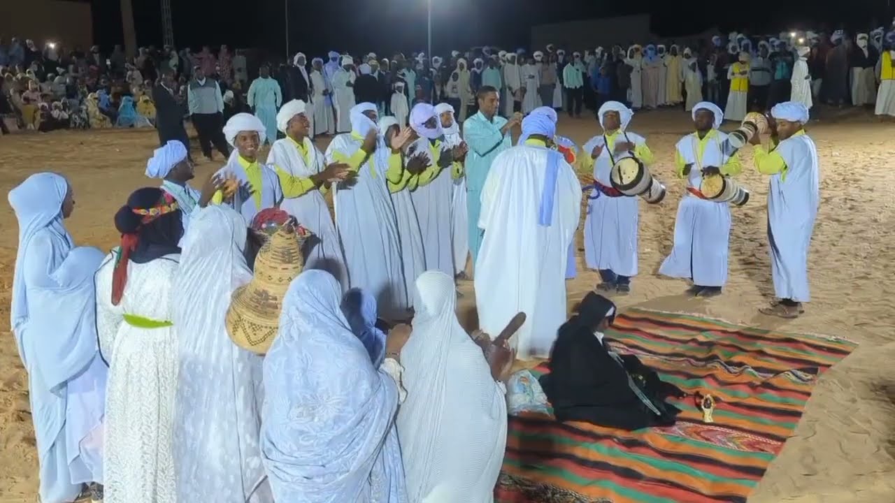 عرض فلكلوري زمار تلباس العريس فرقة زمار بوعلي في مهرجان الشباب الثقافي بقصر بوعلي 
