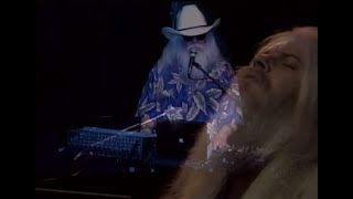 “Lady Blue” (extended remix) - Leon Russell Resimi