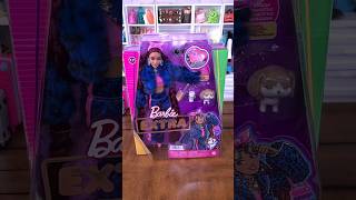 Unboxing Barbie Extra Number 17