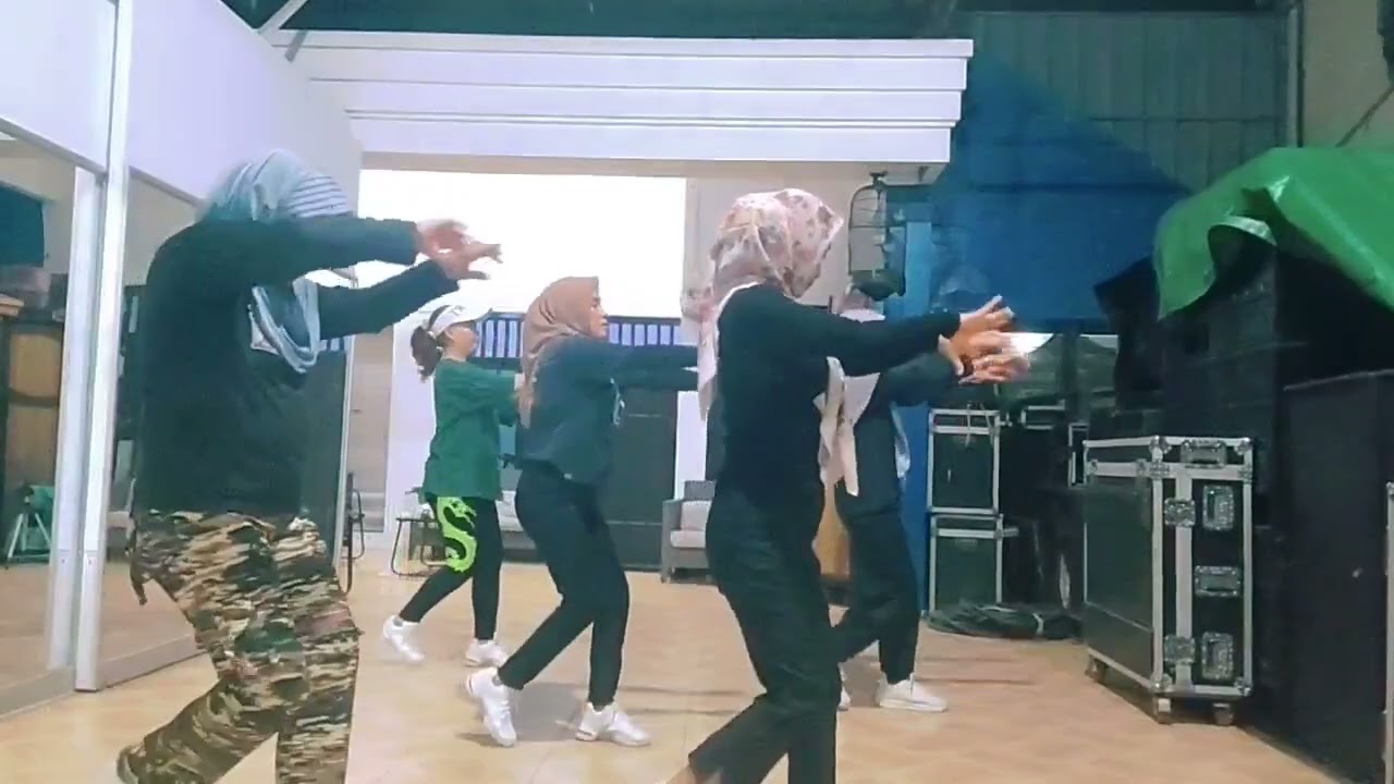 Wings To Fly, Demo Kristal Ayu / Beginner/ Rhoda Lai /Hayley Wheatley