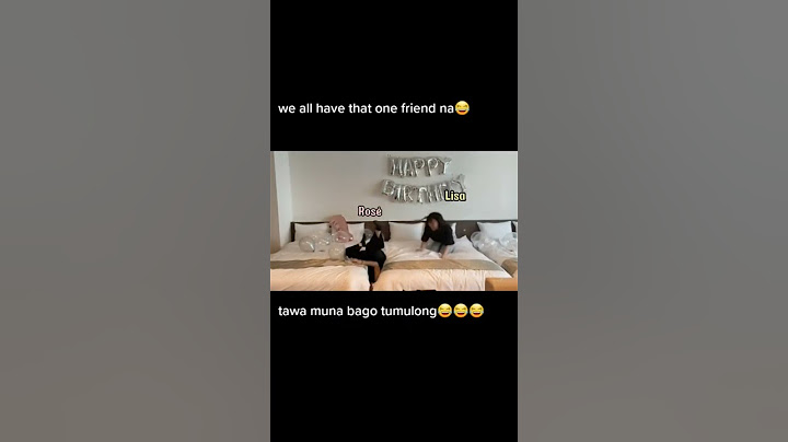 Remember when rosé fall in bed? #lisa #rose #blackpink