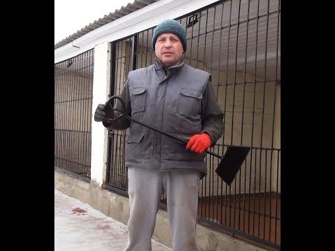 Ледоруб для работы на тротуарной плитке Ледоруб для работы на тротуарной плитке