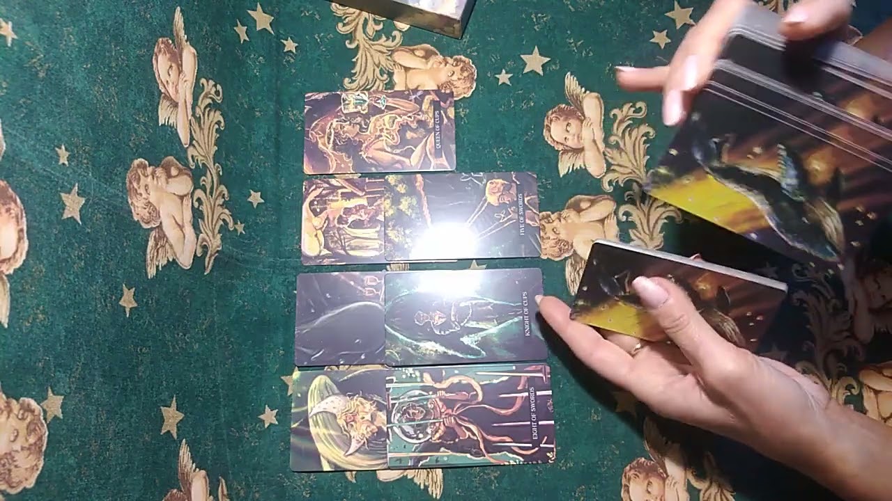 Неговият свят 💫 Животът му в момента 🌟