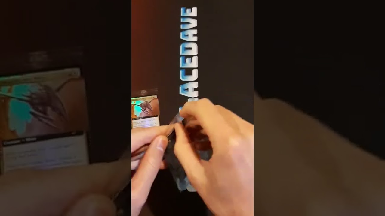 Opening a Showcase Streets of New Capenna Gilded Foil Secret Lair