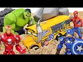 The school bus fell into the sand! Marvel Avengers Hulk, Spider-Man, Iron Man! Go! | DuDuPopTOY