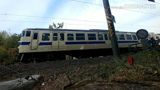 5521M下関発大分行き普通列車415系100番台FO122編成と4624M佐伯発中山香行き普通列車415系100番台FO112編成