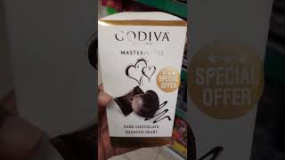 Godiva Masterpiece Dark chocolate #darkchocolate #shortfeed #uniquefood #foodreview #uniqueshorts