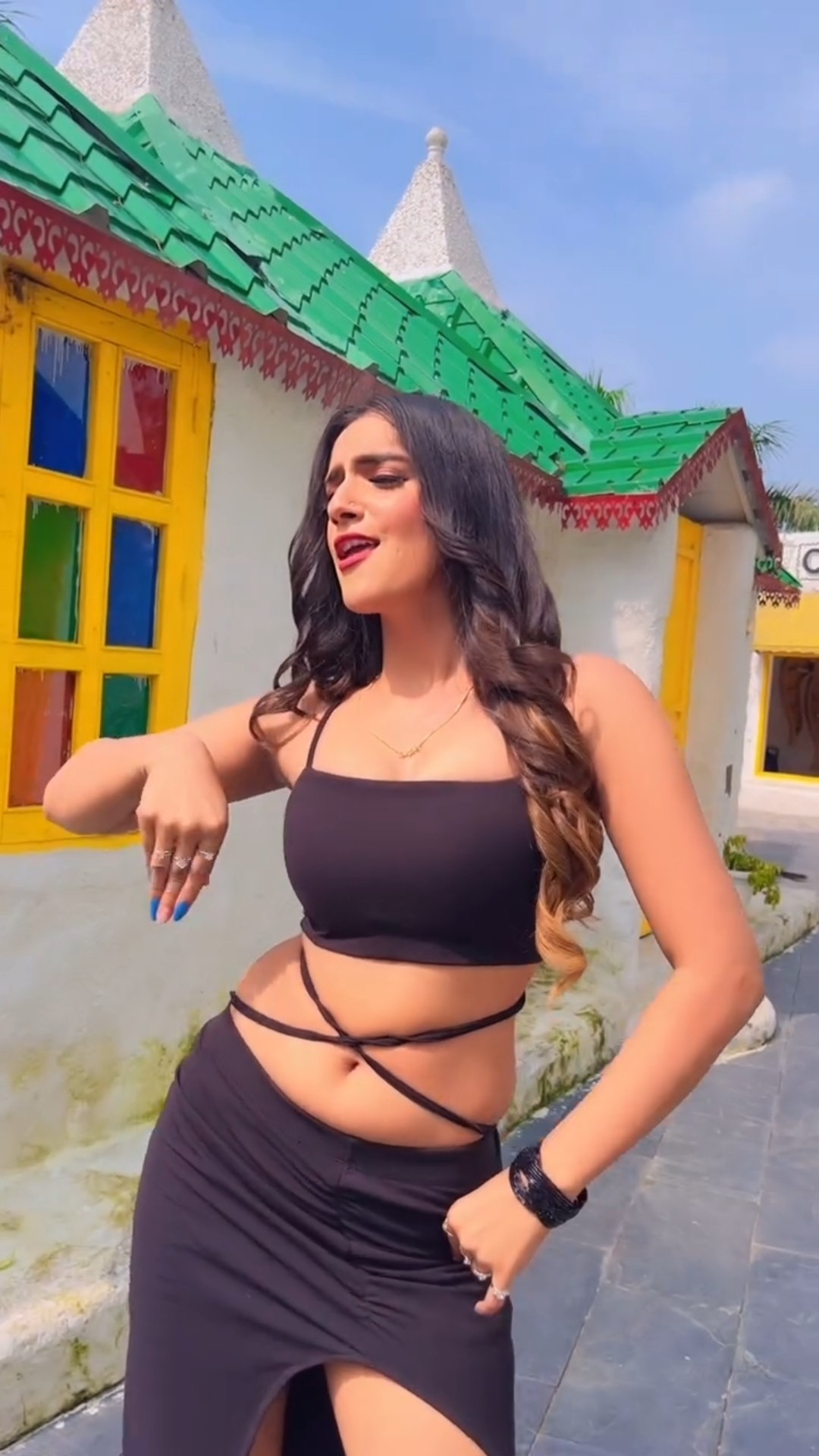 Aishwarya lagna hai toh #pawansingh ke gane pe dance Karo #kajramohabbatwala