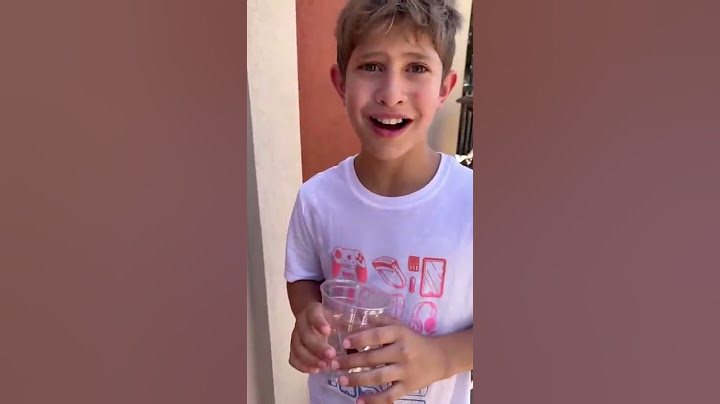 EAT THE BUG OR HOLD IT? 🐜#shorts #shorts #challenge