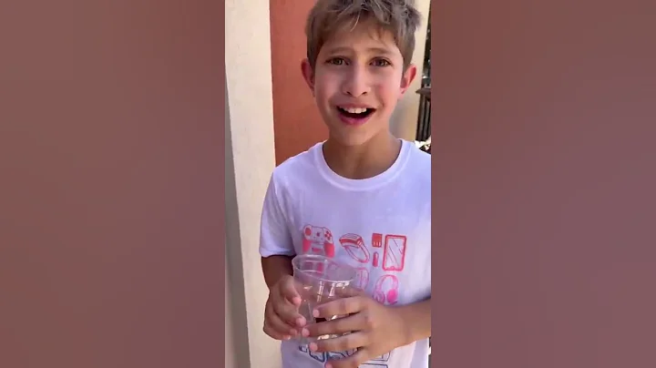 EAT THE BUG OR HOLD IT? 🐜#shorts #shorts #challenge