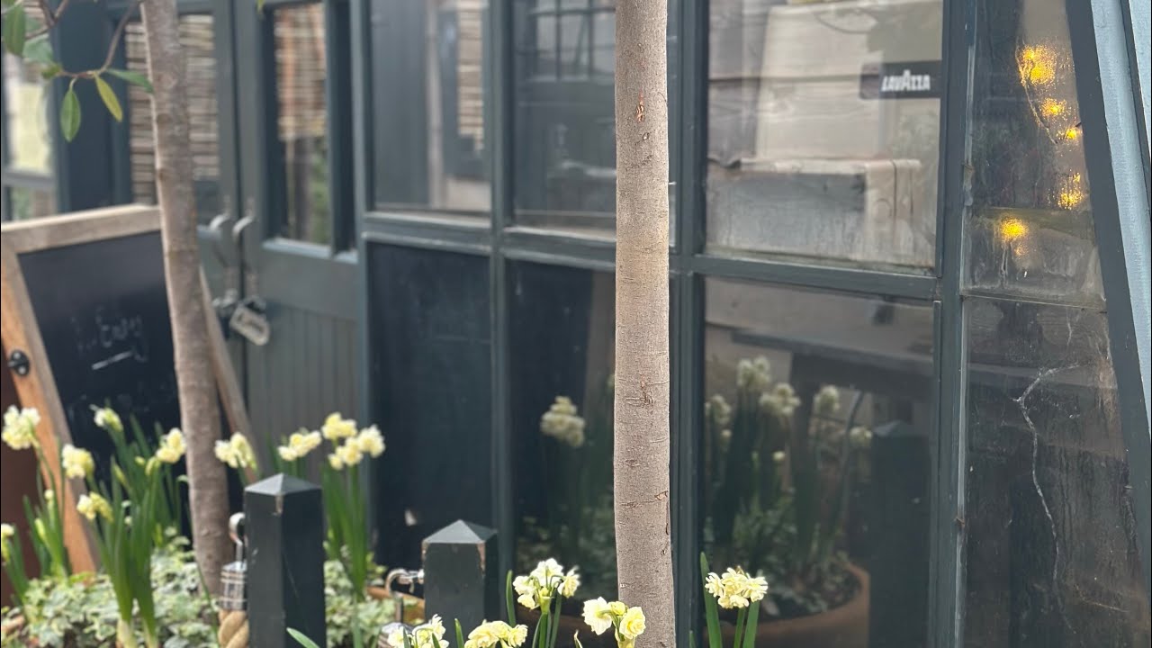 Visiting Petersham Nurseries and Daylesford in England