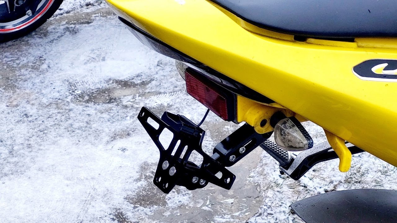 Держатель номера Honda (рельеф.)   серебро