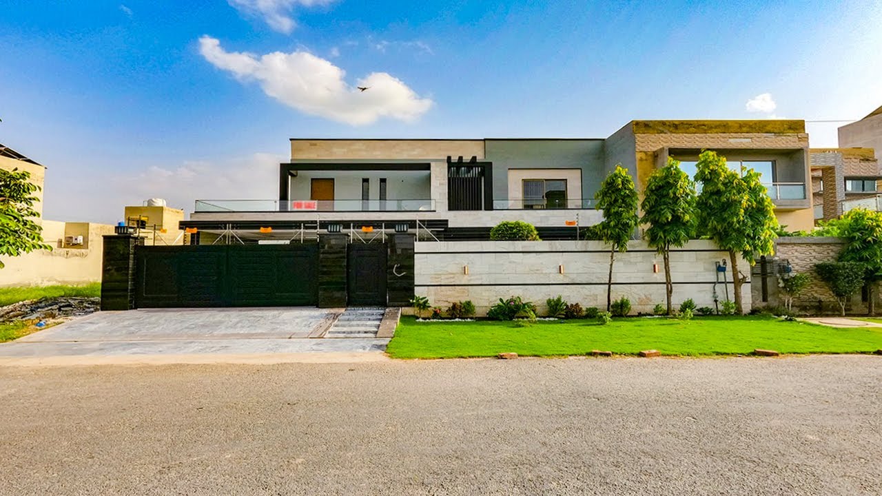 1 KANAL HOUSE FOR SALE IN IEP ENGINEERS TOWN LAHORE